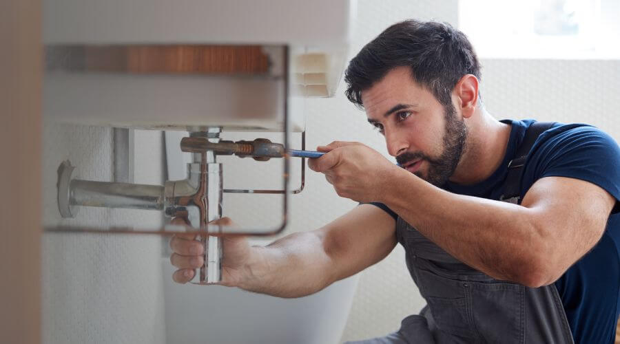 Hot water issue at sink in Pinewood, SC